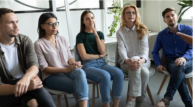 How to Lead More Productive Sales Meetings