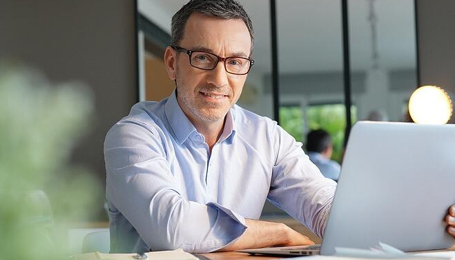 Quick and Easy Way to Maintain an Active LinkedIn Presence